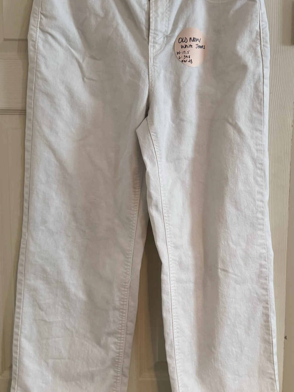 Old Navy White Straight-Leg Women's Jeans